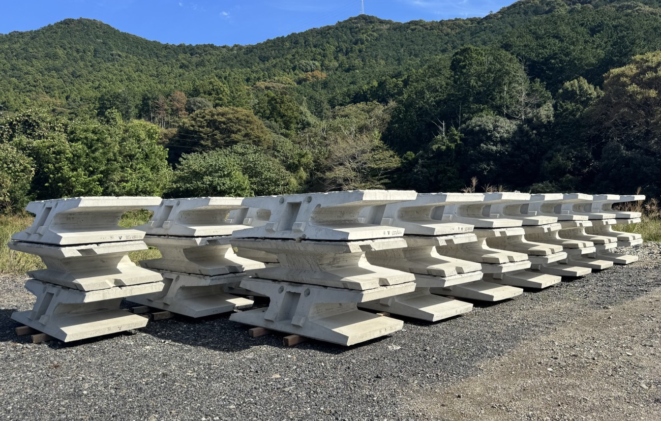納入：大型積ブロック